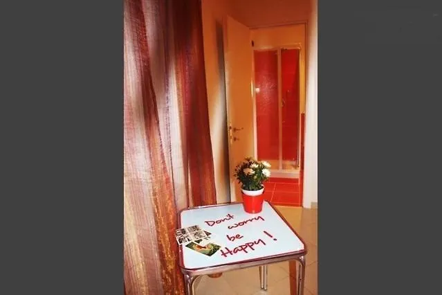 Tra Gianicolo E Trastevere Bed & Breakfast Rome Italy