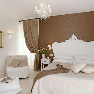 2* Affittacamere Hqh Colosseo - Daplace Collection