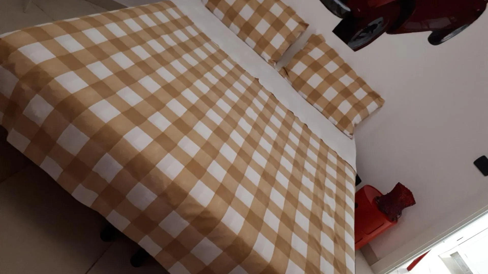 Tra Gianicolo E Trastevere Bed & Breakfast Rome Italy